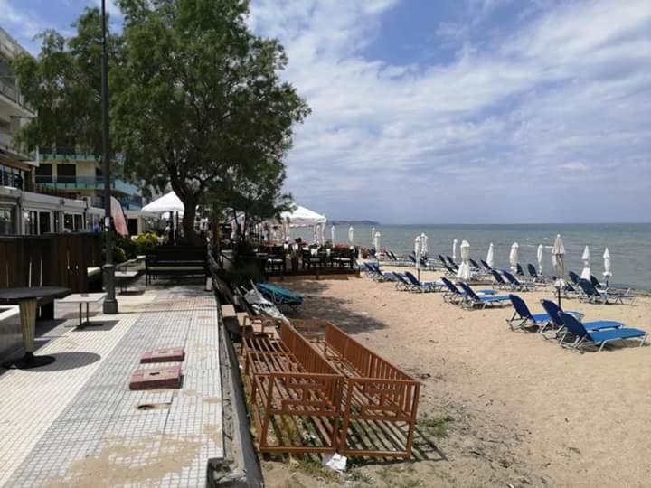 By The Sea Apartment Peraia  Exterior photo