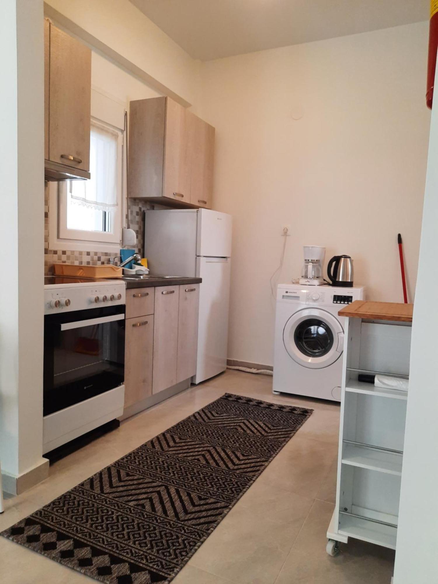 By The Sea Apartment Peraia  Room photo