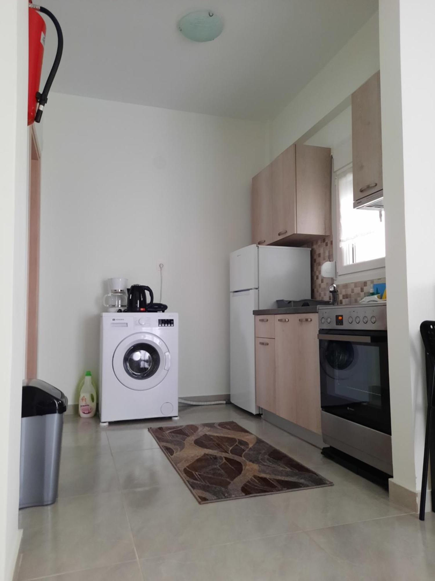 By The Sea Apartment Peraia  Room photo